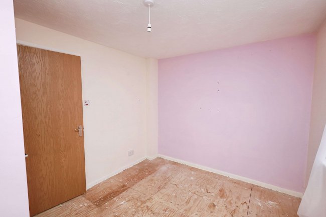 50 Oakside, New Denham, Uxbridge, UB9 4BX 1