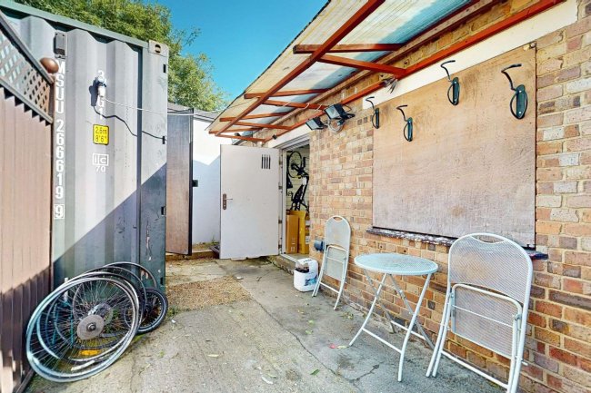 50 Hayes Street, Hayes, Bromley, BR2 7LD 8