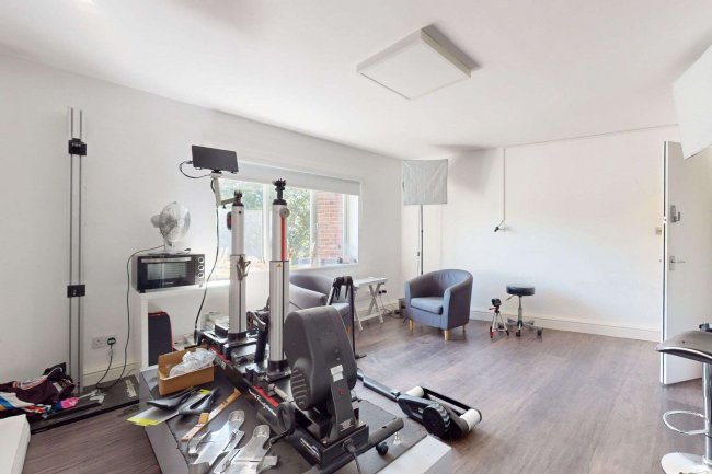 50 Hayes Street, Hayes, Bromley, BR2 7LD 8