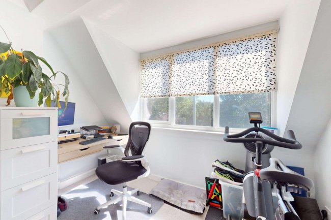 50 Hayes Street, Hayes, Bromley, BR2 7LD 8