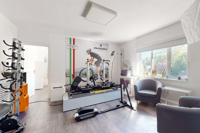 50 Hayes Street, Hayes, Bromley, BR2 7LD 8