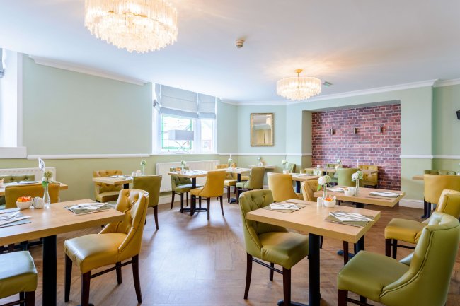 County Hotel, Kendal, Station Road, Kendal, LA9 6BT 8