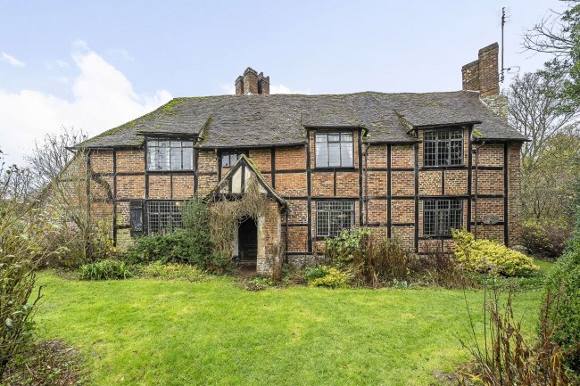 Tappington Hall Farm, Canterbury Road, Denton, Kent, CT4 6RG 6