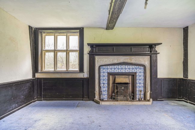 Tappington Hall Farm, Canterbury Road, Denton, Kent, CT4 6RG 6