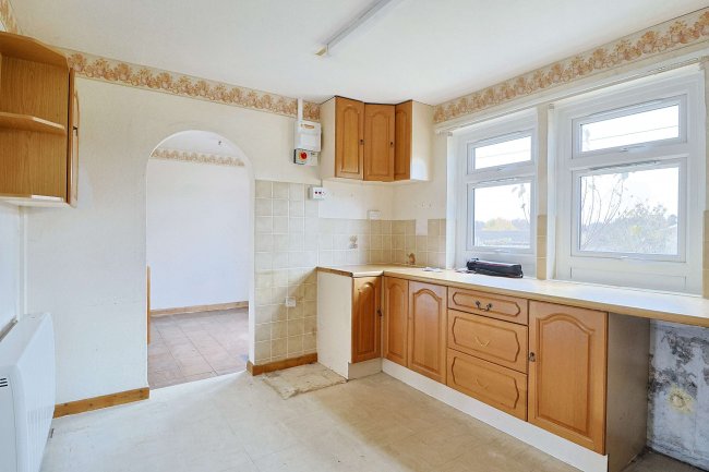 1 Slater Road, Pewsey, Wiltshire, SN9 5EE 10