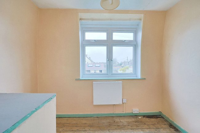 1 Slater Road, Pewsey, Wiltshire, SN9 5EE 10