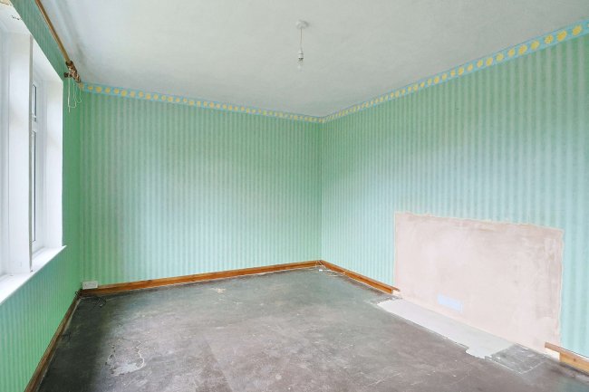 1 Slater Road, Pewsey, Wiltshire, SN9 5EE 10