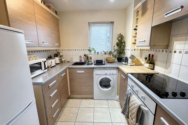 Flat 18, 18 Wheeleys Lane, Edgbaston, Birmingham B15 2DX 8