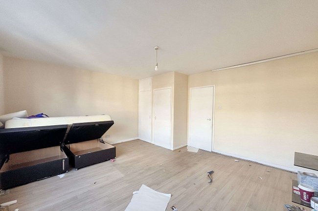 8B Gascony Avenue, Brondesbury, London NW6 4NA 1