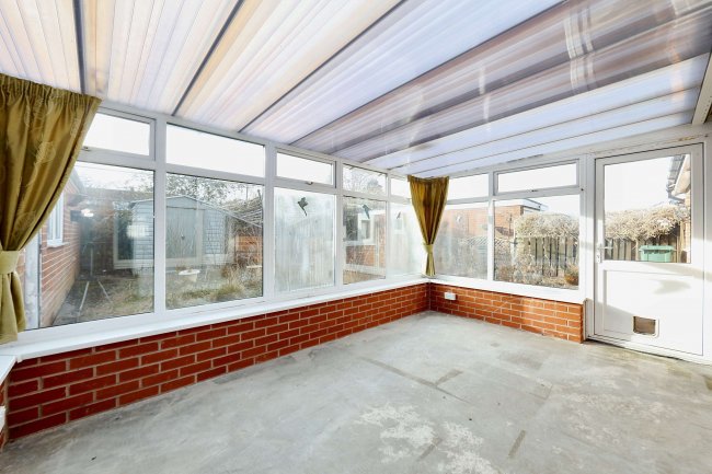 36 Tilstock Crescent, Shrewsbury, Shropshire, SY2 6HJ 8