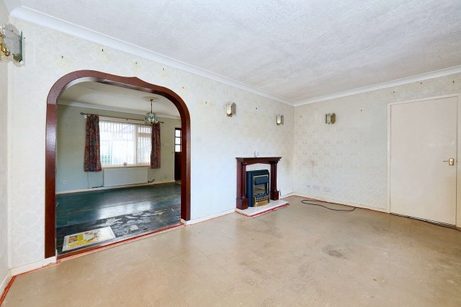 36 Tilstock Crescent, Shrewsbury, Shropshire, SY2 6HJ 8