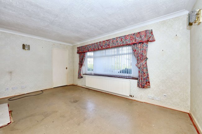 36 Tilstock Crescent, Shrewsbury, Shropshire, SY2 6HJ 8