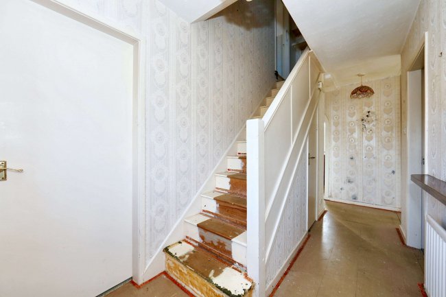 36 Tilstock Crescent, Shrewsbury, Shropshire, SY2 6HJ 8