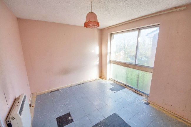 27 Hardwicke Place, London Colney, St Albans, AL2 1PX 2