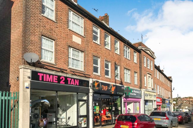 3 Clockhouse Lane, Romford RM5 3PH 2