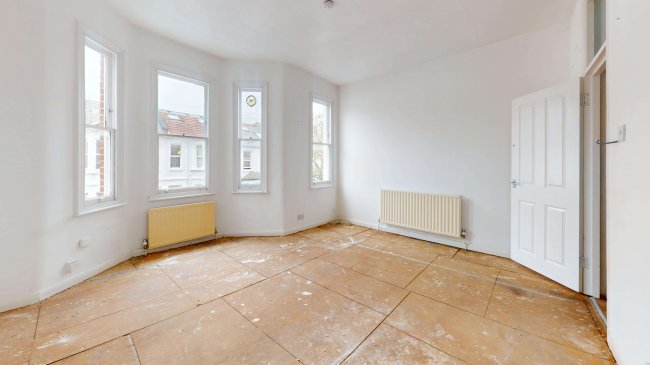 29 Ewald Road, Fulham, London SW6 3NB 3