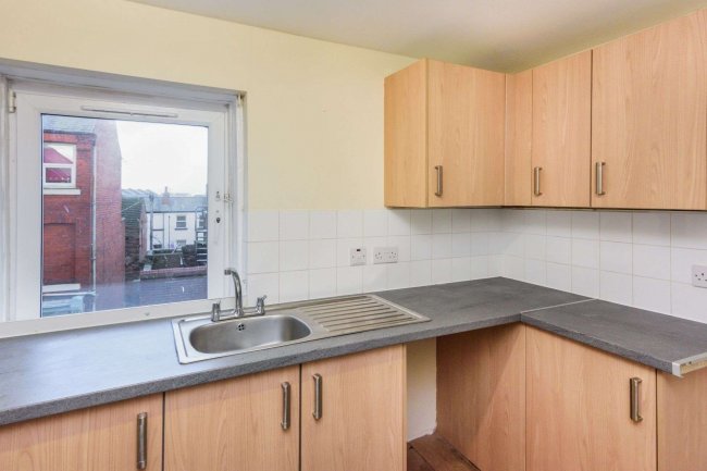 2 Hoxton Road, Scarborough, YO12 7ST 5