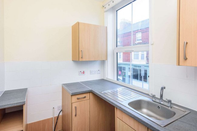 2 Hoxton Road, Scarborough, YO12 7ST 5