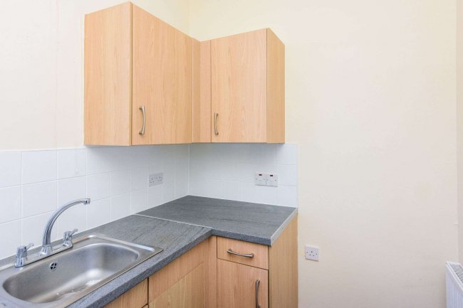 2 Hoxton Road, Scarborough, YO12 7ST 5