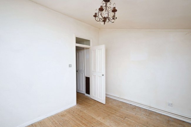 1 Bradbury Close, Southall, Middlesex, UB2 4JZ 10