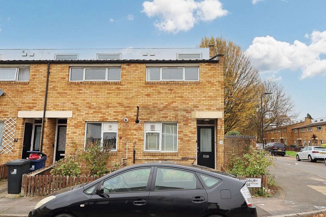 1 Bradbury Close, Southall, Middlesex, UB2 4JZ 10