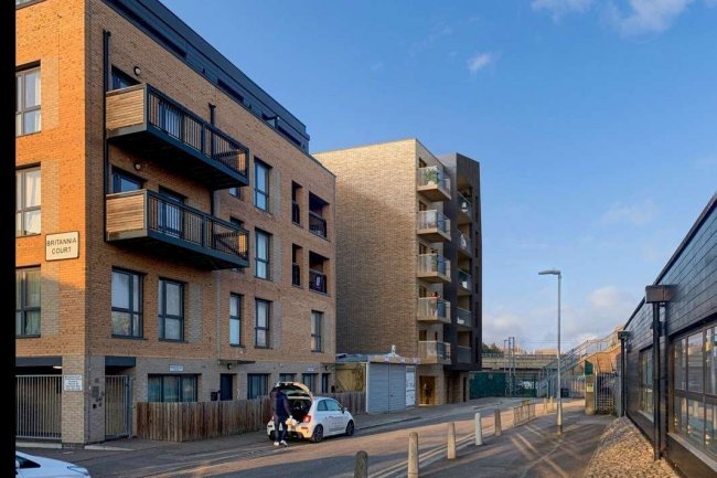 165 North Street, Barking, Essex, IG11 8LA 3