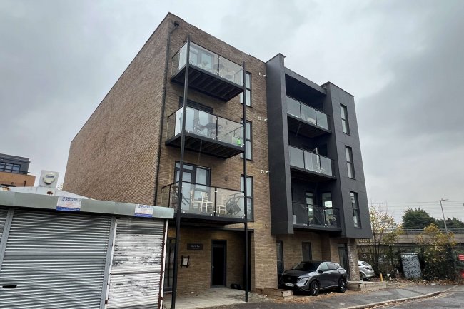 165 North Street, Barking, Essex, IG11 8LA 3