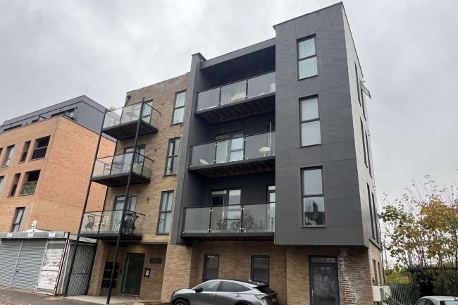 165 North Street, Barking, Essex, IG11 8LA 3