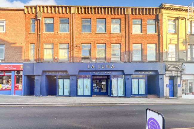 24 Silver Street, Wellingborough, NN8 1AY 2