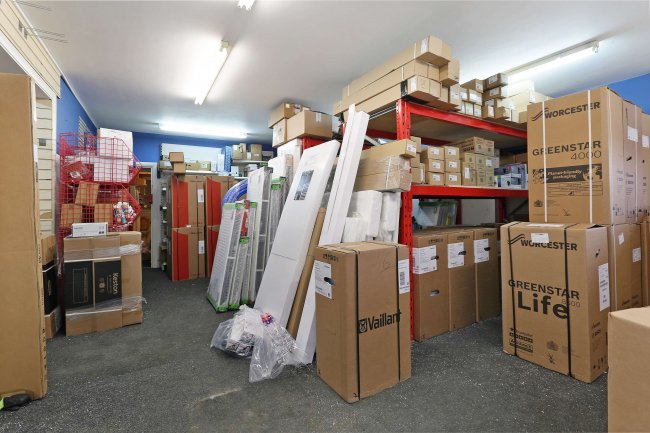 373-375 Durnsford Road, London SW19 8EF 9