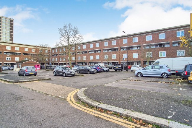 33 Waverley Road, Tottenham, N17 0PA 4