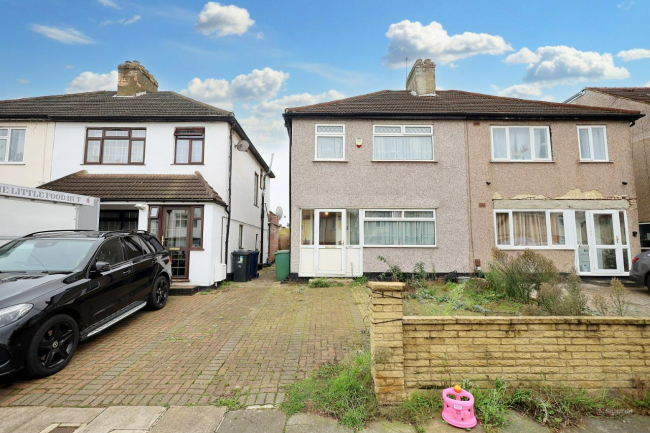 7 Middleton Avenue, Greenford, Middlesex, UB6 8BA 7