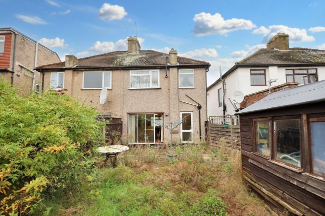 7 Middleton Avenue, Greenford, Middlesex, UB6 8BA 7