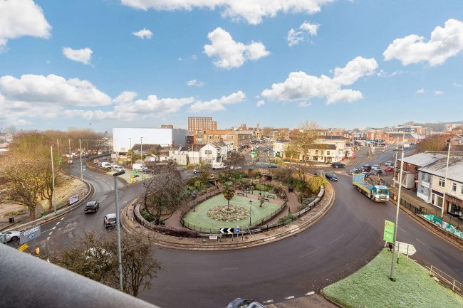 Flat 35, Tower Court, London Road, Stoke On Trent,  ST5 1LT 6