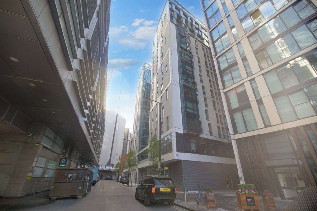 Apartment 1306, 4 Merchant Square East, London W2 1BF 9