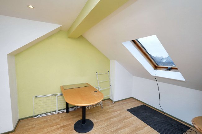 78 Ellesmere Road, Dollis Hill, London, NW10 1JS 6