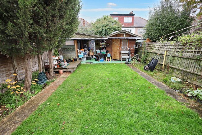 78 Ellesmere Road, Dollis Hill, London, NW10 1JS 6