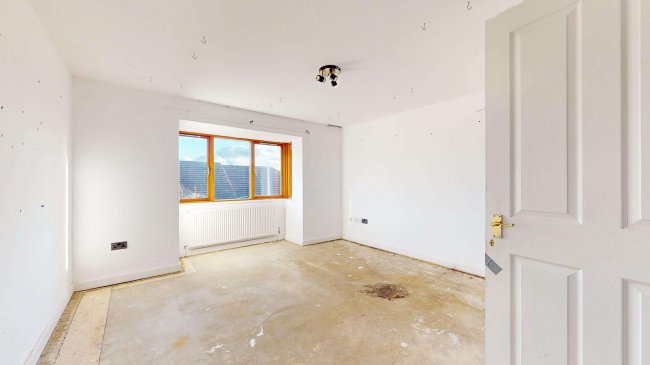 18 Pear Road, Leytonstone, London, E11 4YP 9