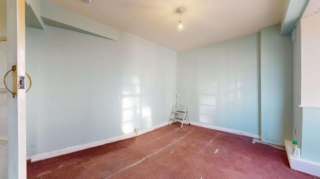 29 Westbourne Court, Bayswater, London, W2 6JT 5