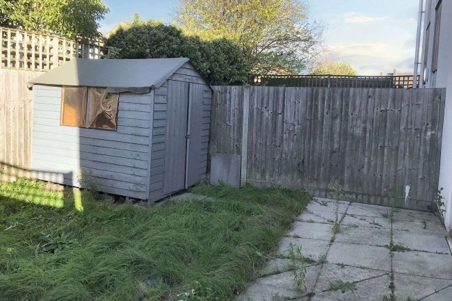 10 Broxburn Court, Broxburn Drive, South Ockenden, RM15 5PD 4