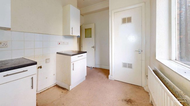 Flat 1, 304 Earls Court Road, Earls Court, London, SW5 9BA 8