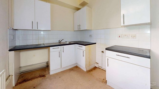 Flat 1, 304 Earls Court Road, Earls Court, London, SW5 9BA 8