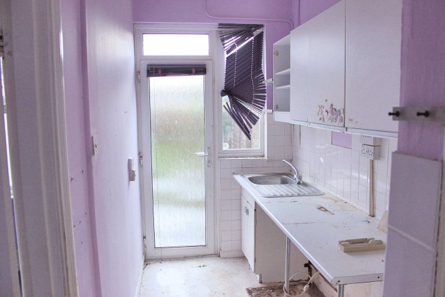 31 Brodrick Road, Eastbourne, East Sussex, BN22 9NR 6