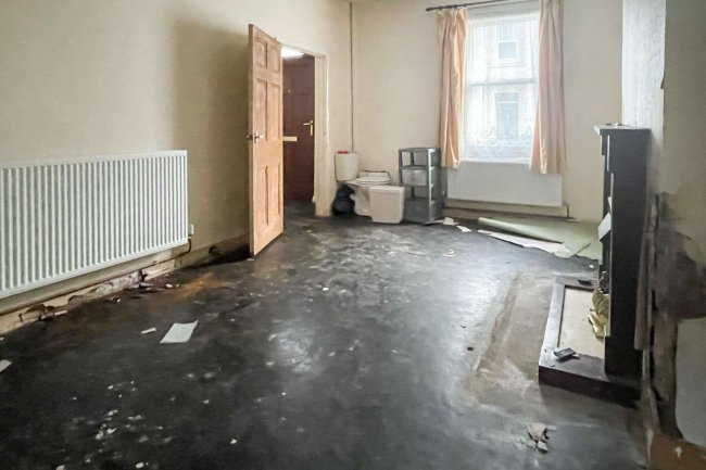 13 Albert Street, Longtown, Carlisle, CA6 5SF 7