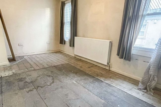 13 Albert Street, Longtown, Carlisle, CA6 5SF 7