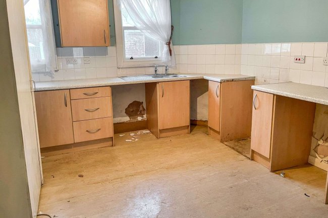 13 Albert Street, Longtown, Carlisle, CA6 5SF 7