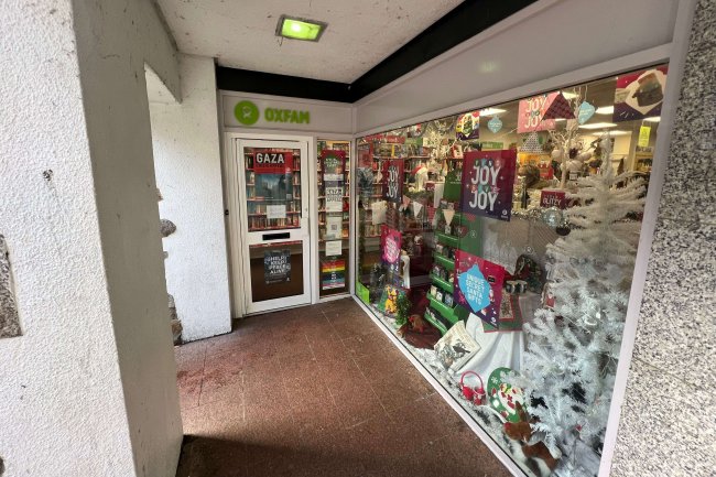 20 & 20A Fore Street, Redruth TR15 2BD 3