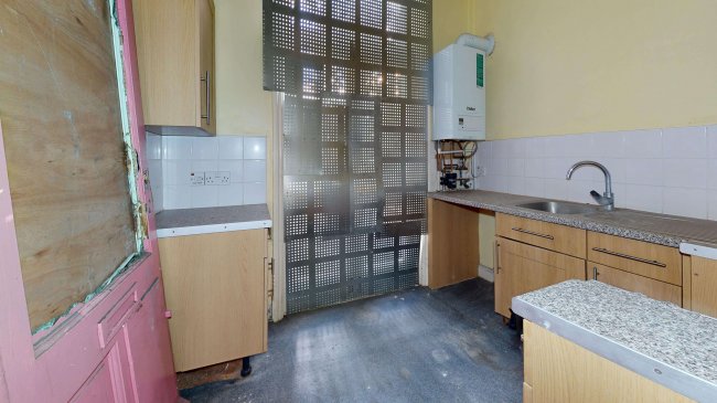 527B Chiswick High Road, London, W4 3AY 2