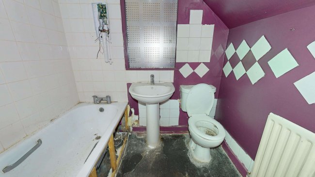 527B Chiswick High Road, London, W4 3AY 2