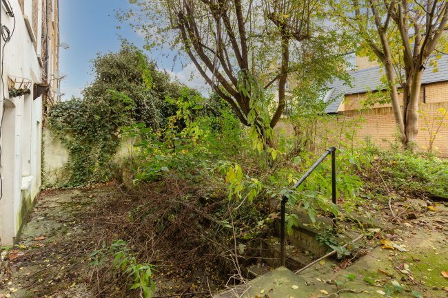 Flat A, 4 Iffley Road, Hammersmith, W6 0PA 5